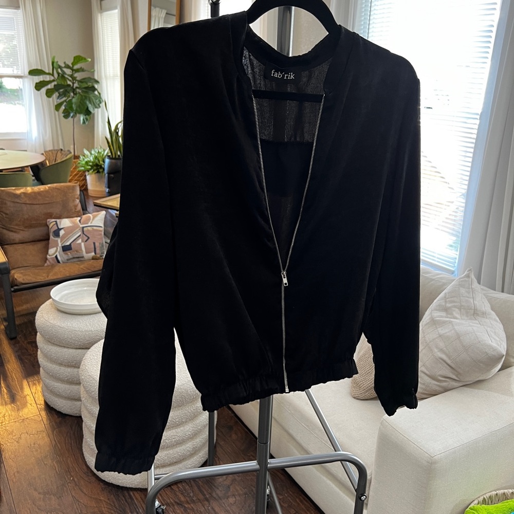 Silky Ruffle back and Sleeve lightweight jacket